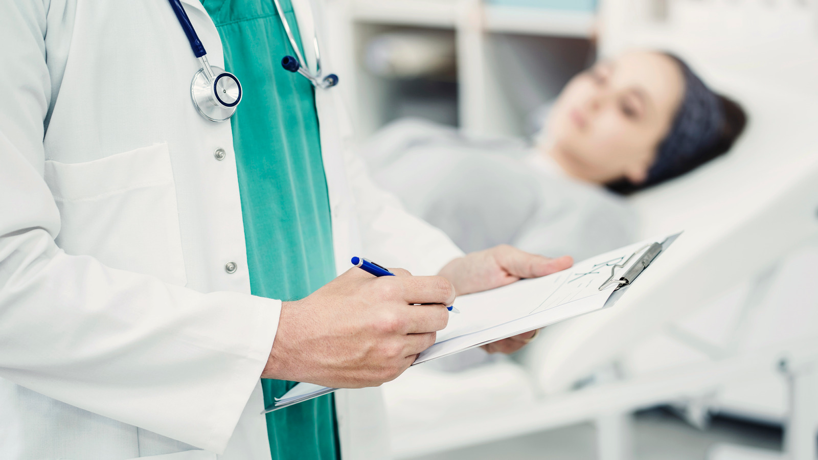 QUALIDAD Y DIGNIDAD DE CUIDADO MEDICO